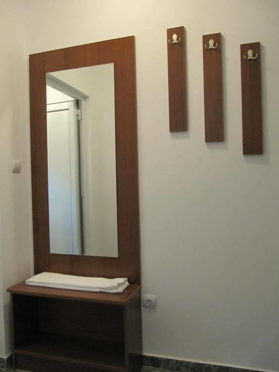 Family Hotel Lipite Tipchenitsa Extérieur photo